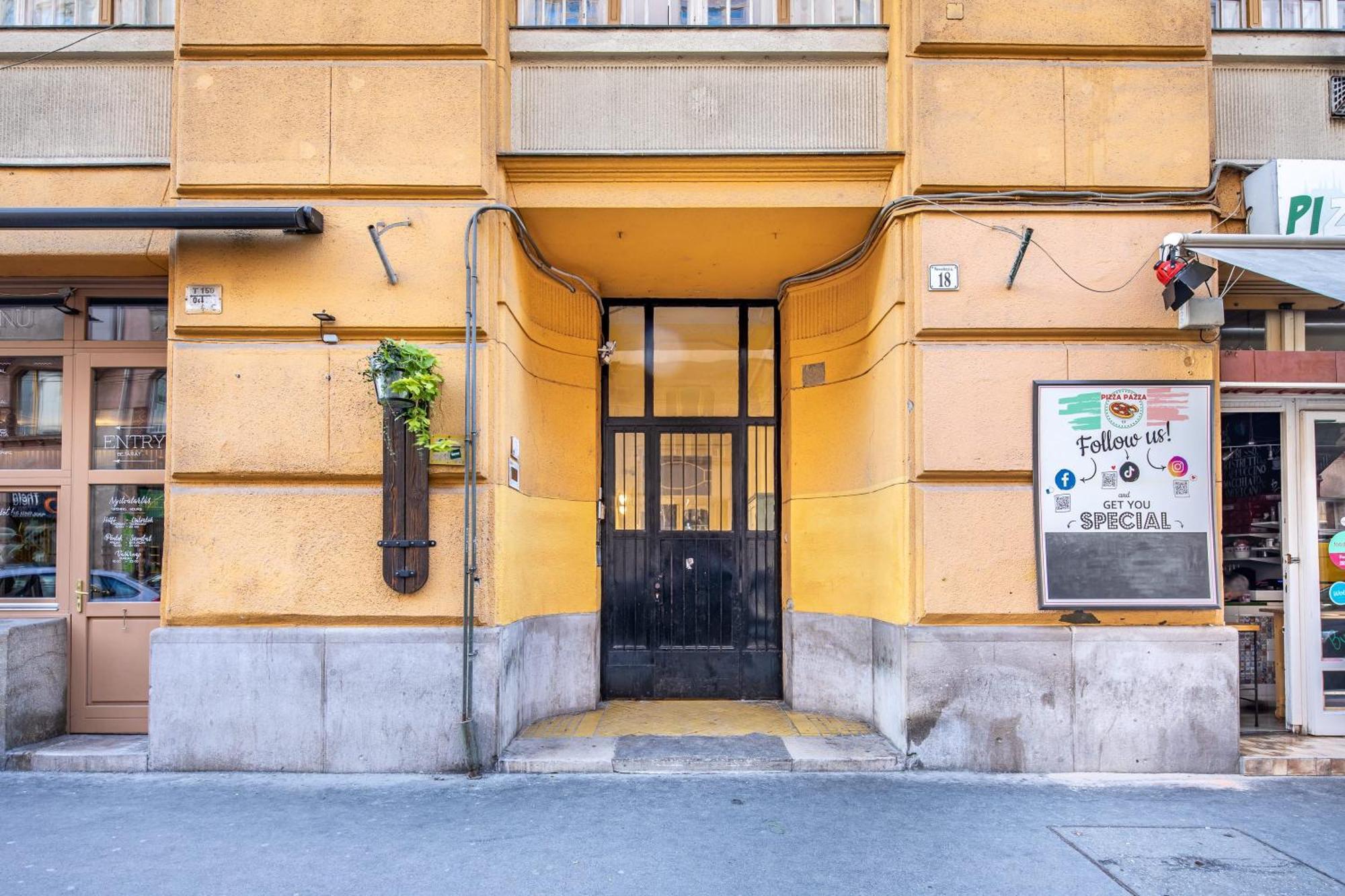 Very - Small For Solo Traveller Apartman Budapest